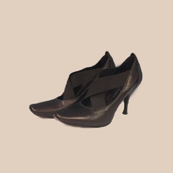 Donald J Pliner Square Toe Pumps - Picture 1 of 5